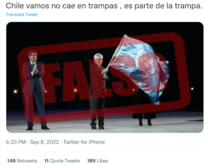 Foto del expresidente Piñera ondeando bandera de la ONU
